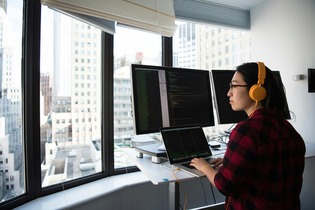 Image for Software Development Outsourcing a Strategic Guide