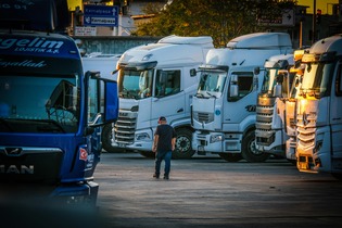 Image for Discover Key Fleet Management Software Features